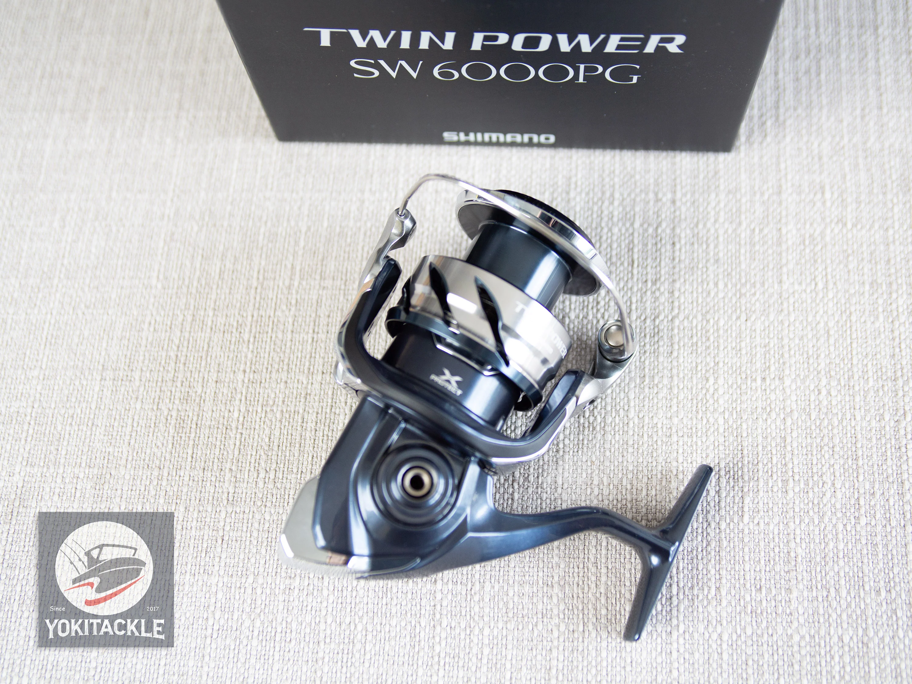 Brand New Shimano 21 TWIN POWER SW 6000PG Spinning Reel - Image 6
