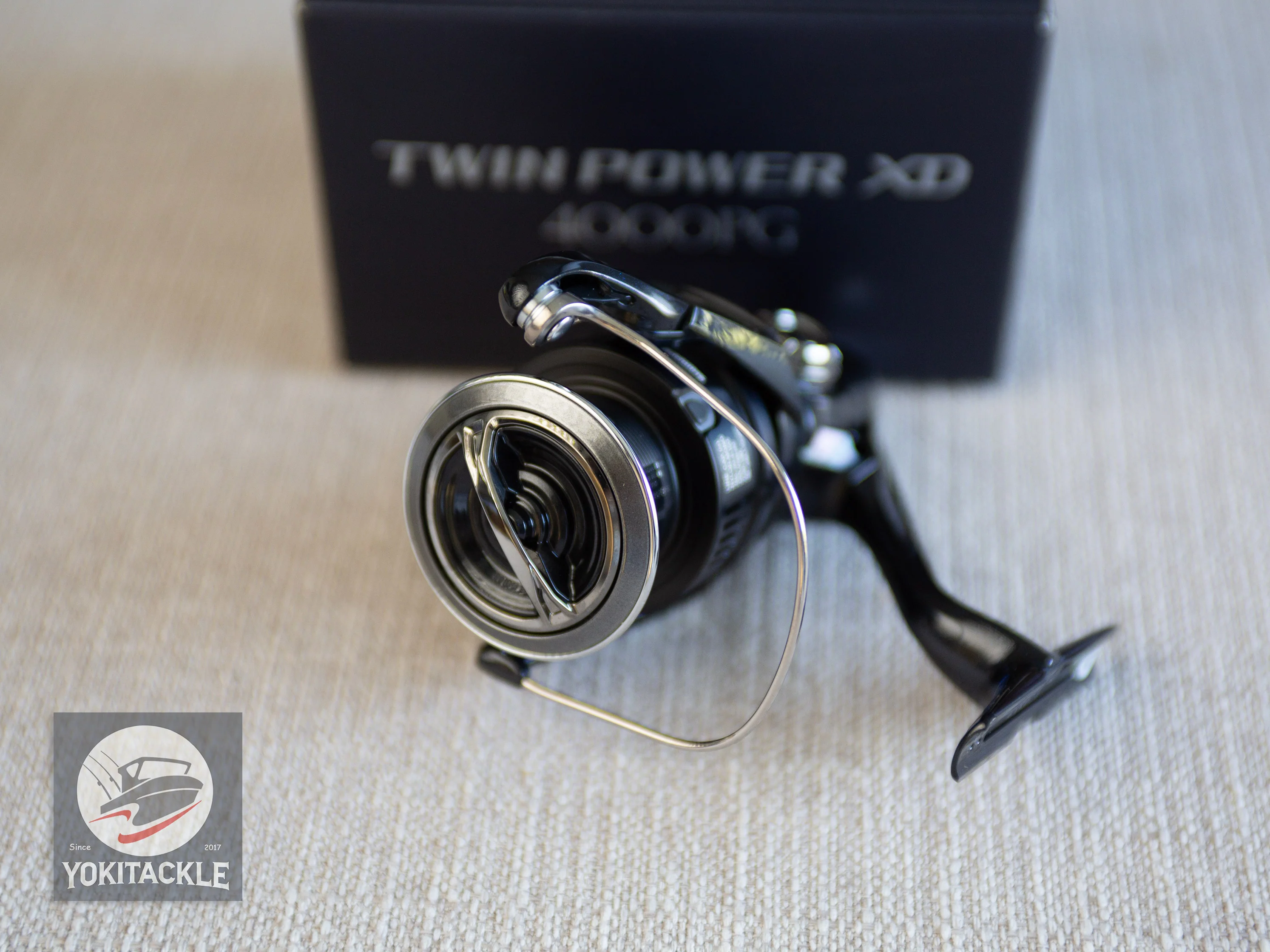Brand New Shimano 21 Twin Power XD 4000PG Spinning Reel - Image 3