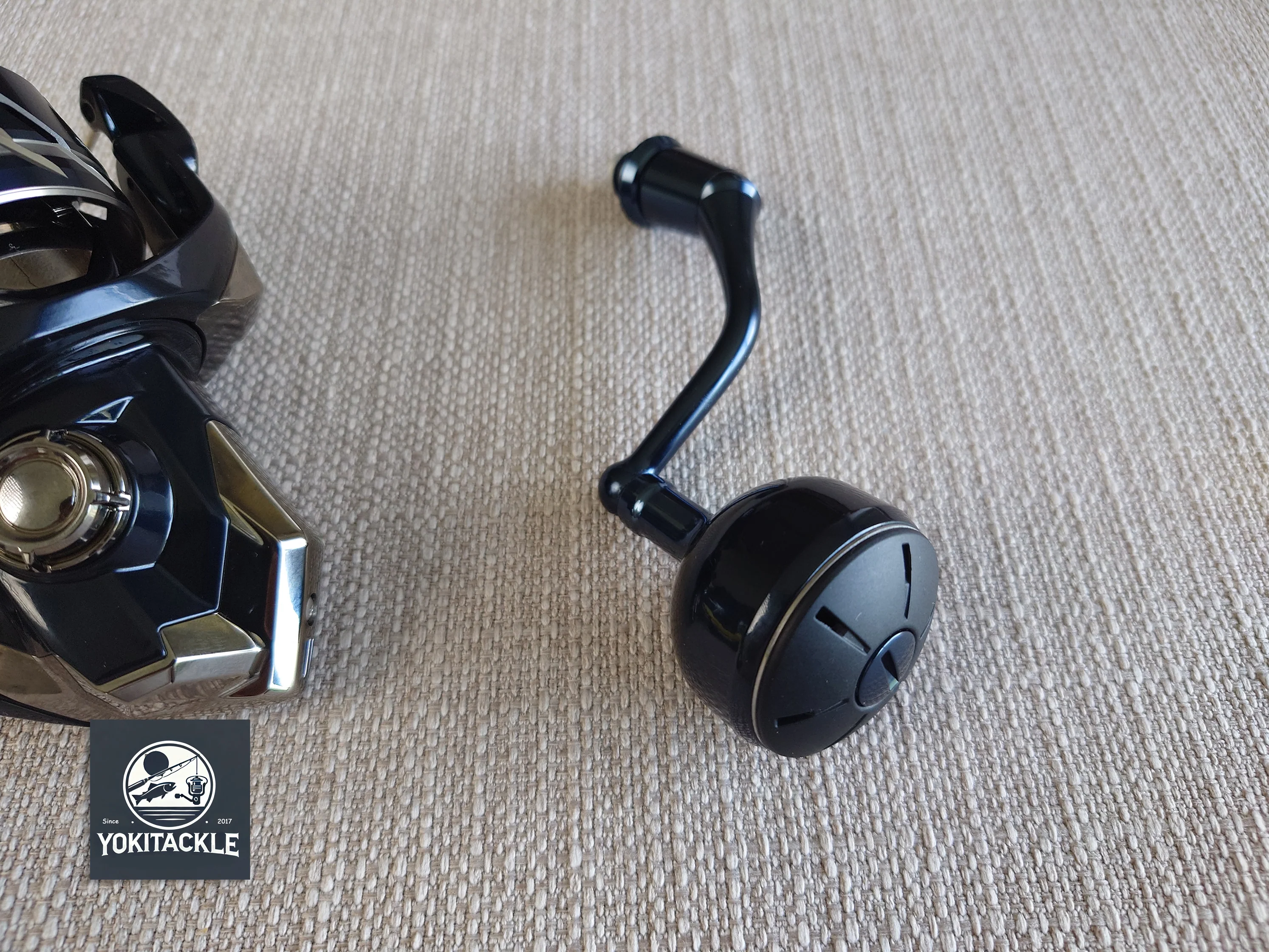Brand New Shimano 24 Stradic SW 4000XG Spinning Reel - Image 2