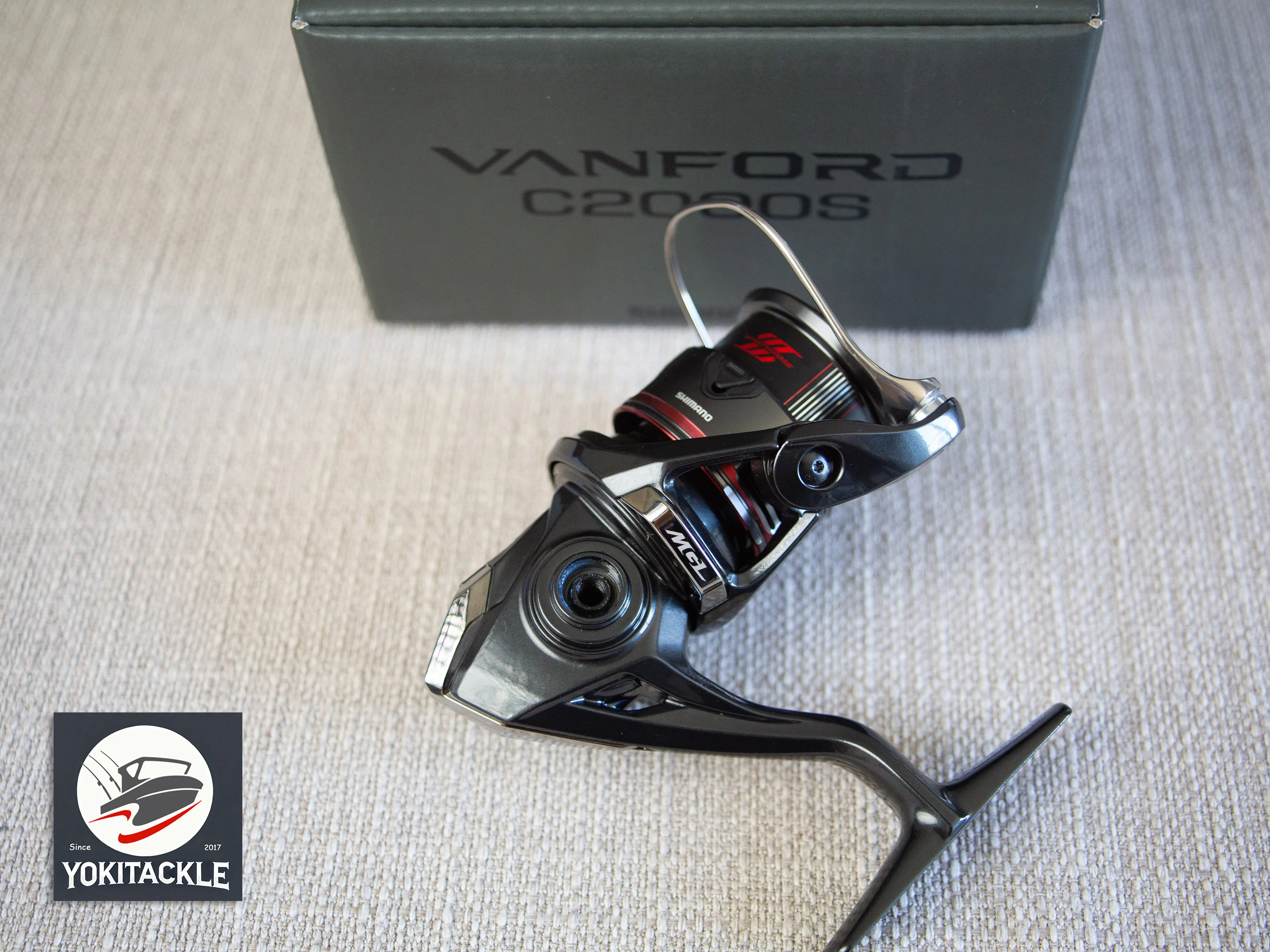 Brand New Shimano 24 VANFORD C2000S Spinning Reel - Image 4