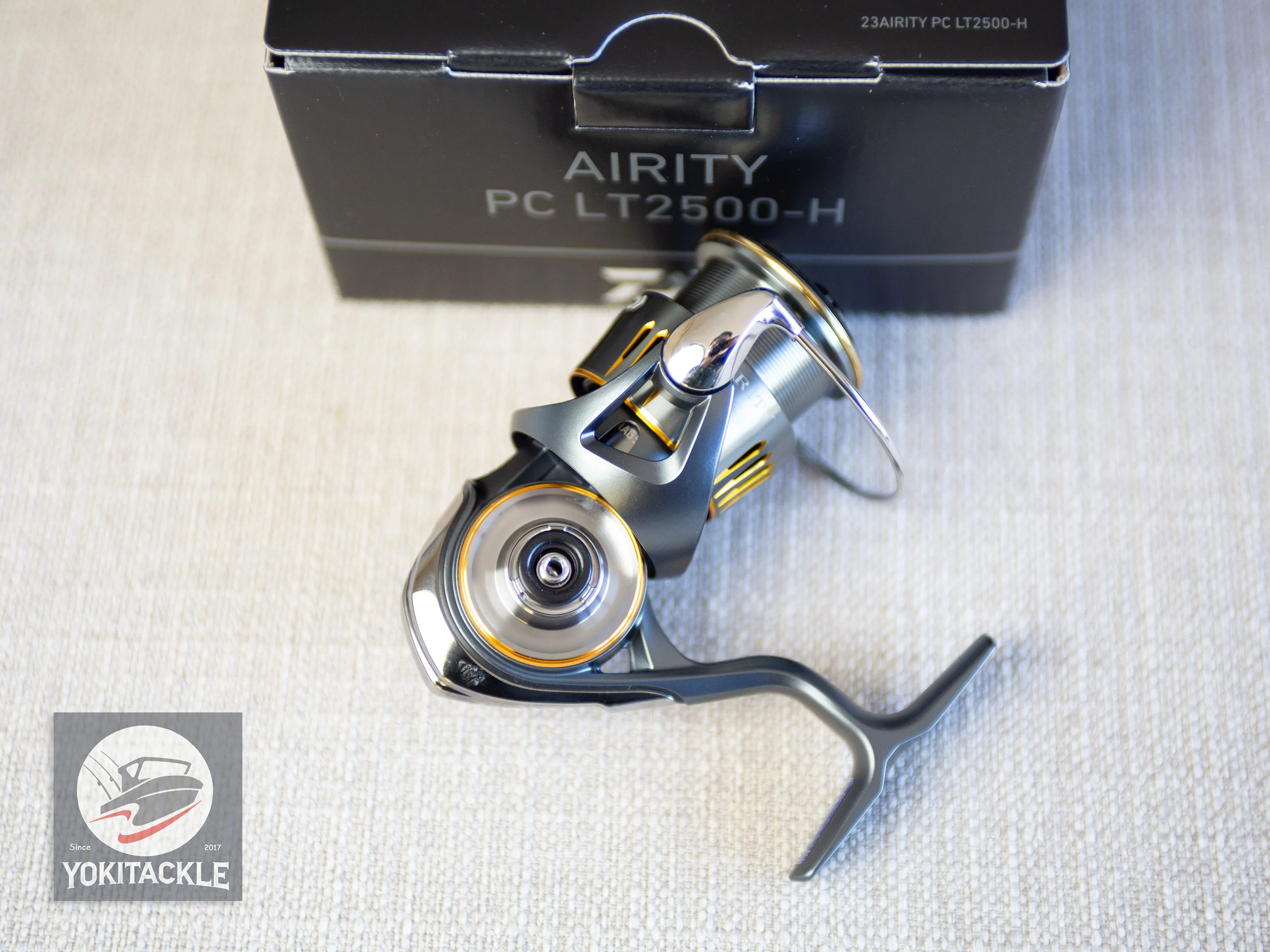 Brand New Daiwa 23 AIRITY PC LT2500-H Spinning Reel - Image 5