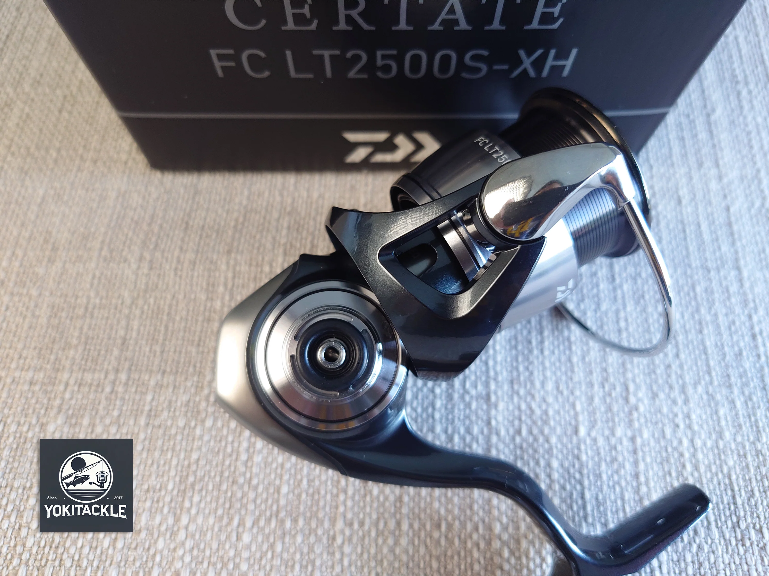 Brand New DAIWA 24 CERTATE FC LT2500S-XH Spinning Reel - Image 7